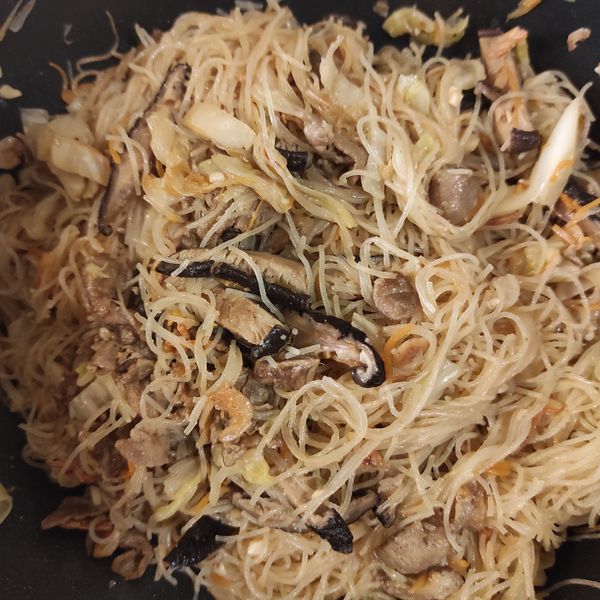 undefined：Hui Hsia Yang 一起做