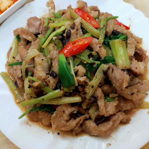 芹菜松板豬 : doris一起做