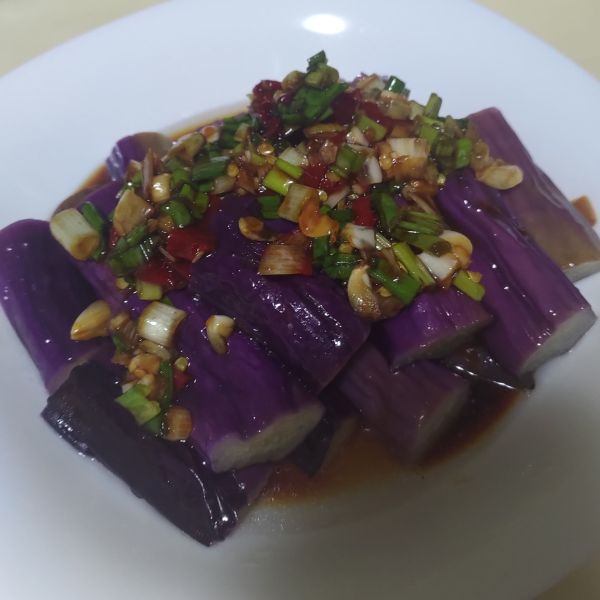 蒜辣涼拌紫茄（涼拌茄子） : Wayne888一起做