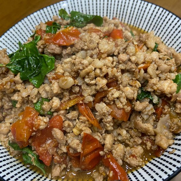 泰式打拋豬：Jennifer  一起做