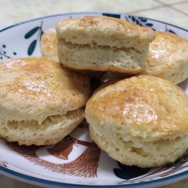 鬆軟奶香！經典原味司康：呂小悠 一起做