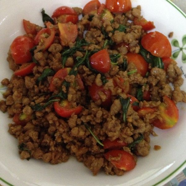 扒完三碗飯! 泰式打拋豬 食譜 : 啾咪一起做