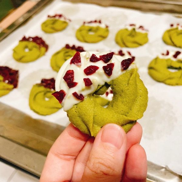 聖誕🎄抹茶花圈餅乾 : 劉家榕一起做