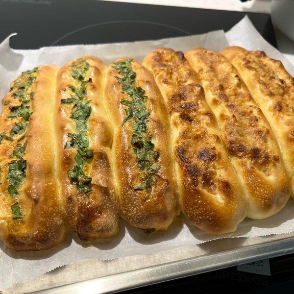 大蒜麵包：Jhen 一起做