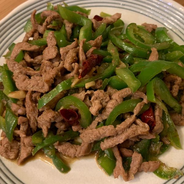 青椒肉絲 : 花梨木的餐桌風景一起做