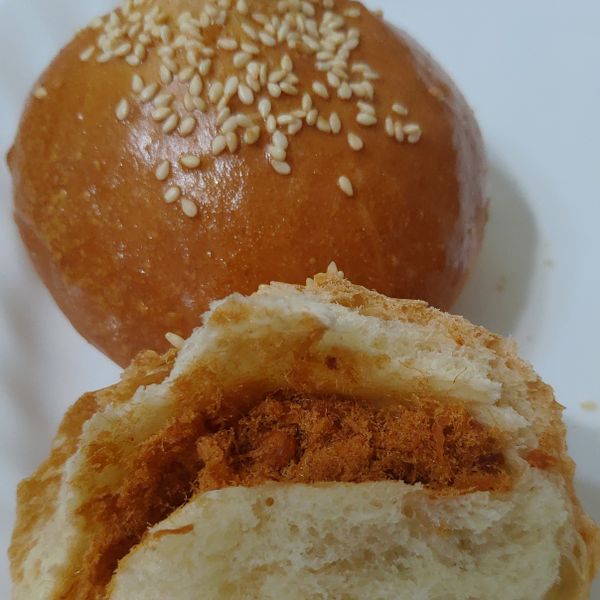 肉鬆麵包 : Kuokuo Kuo一起做