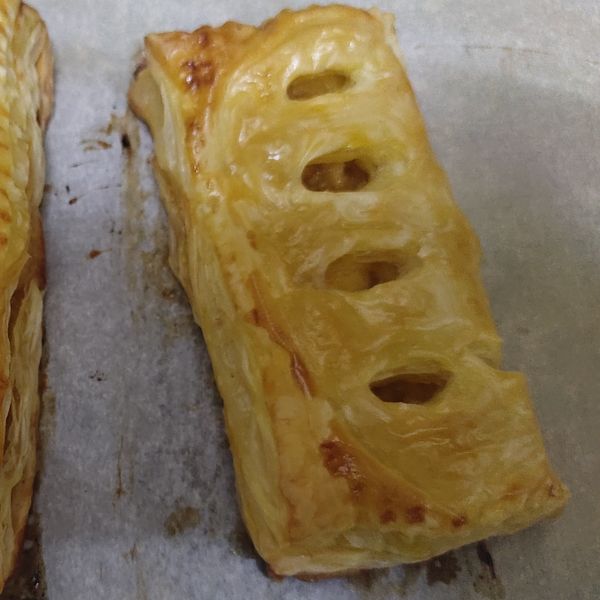 酥皮蘋果派：Burger 一起做