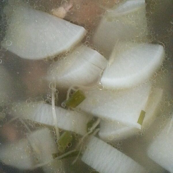 白蘿蔔雞湯：♥yaya meow♥ 一起做