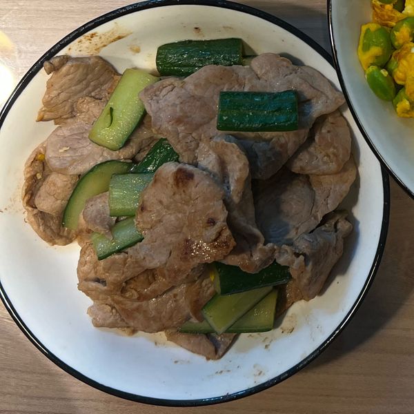 豬肉炒黃瓜：潘潘 一起做