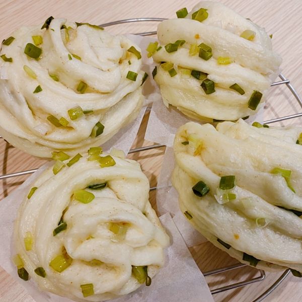 蔥花捲 蔥花饅頭 : 何盈玉一起做