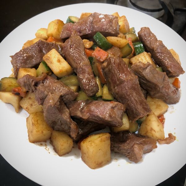香煎馬鈴薯牛肉 : 杜杜一起做