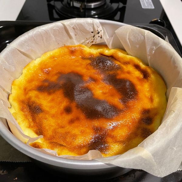 【鮮奶版】巴斯克乳酪蛋糕 : 波奇烘焙貓咪一起做