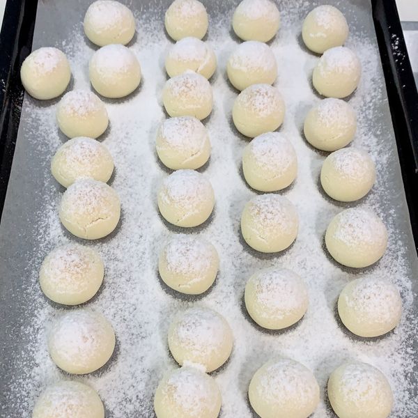 入口即化雪球餅乾 : 滷蛋妹一起做