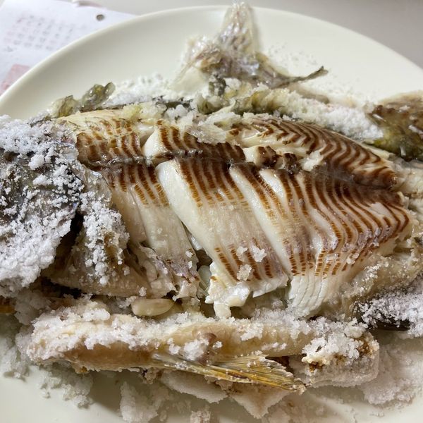 平底鍋-《鹽烤超好吃吳郭魚》 : MaiYa一起做