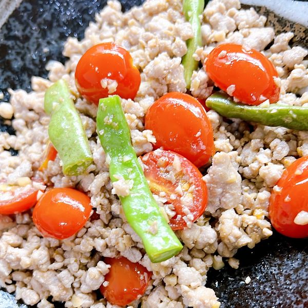 undefined：周盈甄 一起做