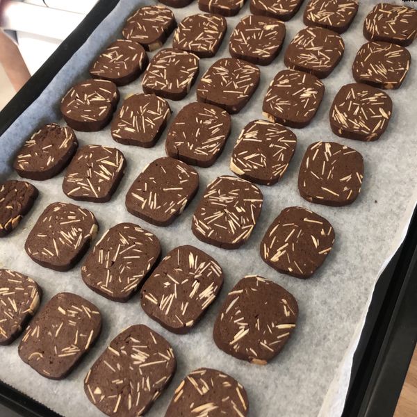 巧克力杏仁餅乾：Ingrid 一起做