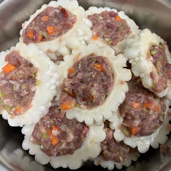 勝小廚 【苦瓜封】 : 張琪一起做