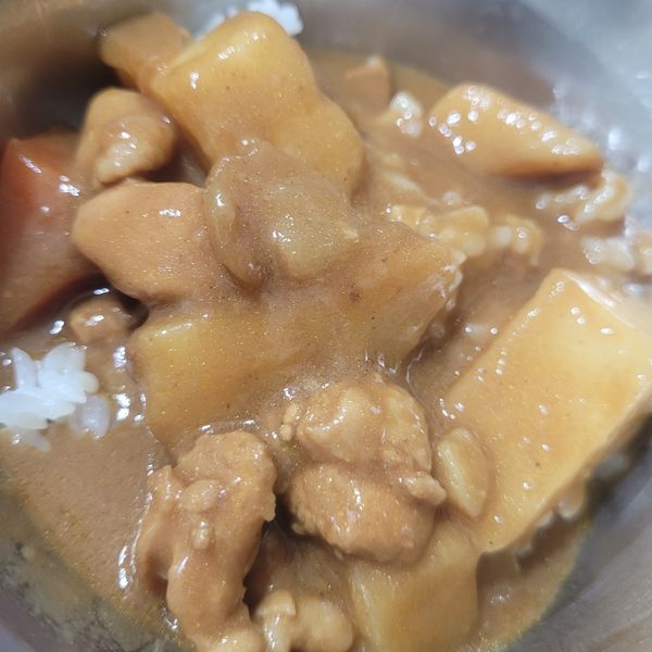 日式辣味雞腿咖哩 : 裂屁屁一起做