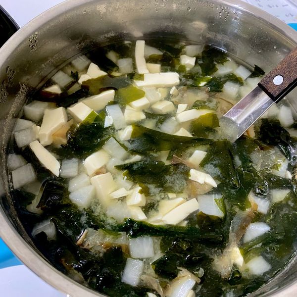 蘿蔔嫩豆腐味噌湯 : 江江江一起做