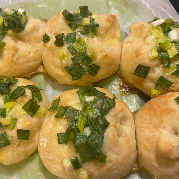 蔥香麵包【萬用基礎麵糰】 : Jennifer Wang一起做