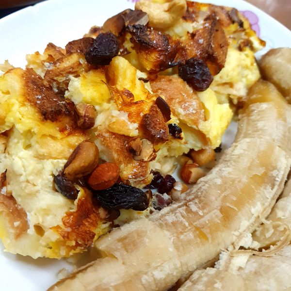 用吐司邊做麵包布丁 : 張萬萬一起做