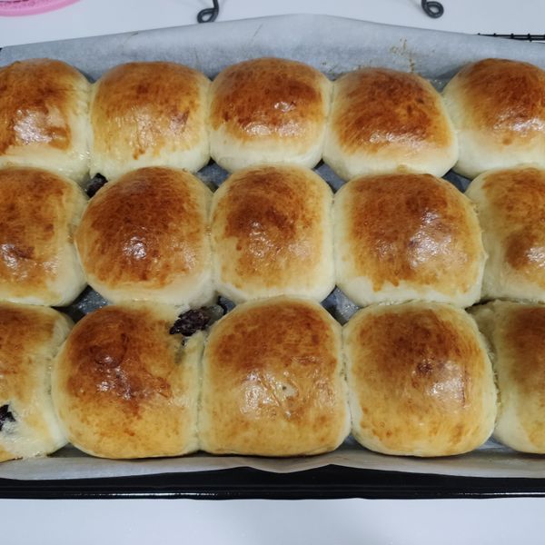 葡萄奶油小餐包 : 喵嗚拉拉一起做