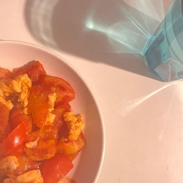 蕃茄炒蛋 : Ella一起做