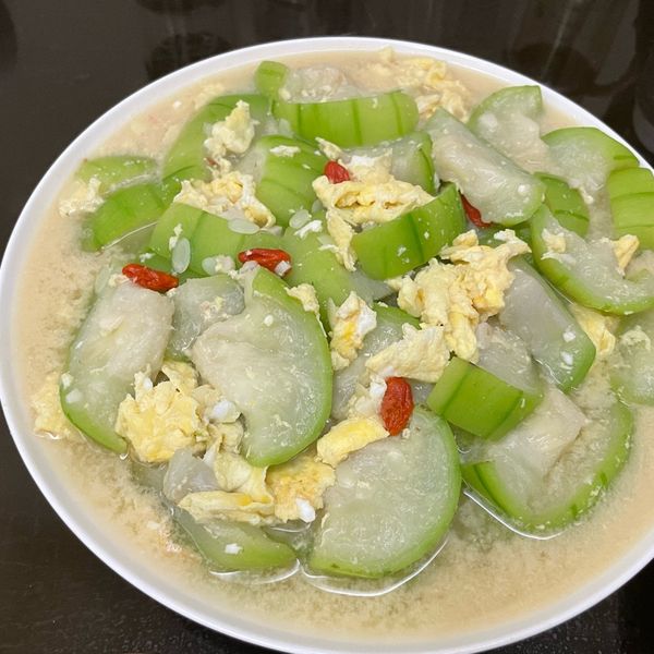 懶人料理 - 絲瓜炒蛋：Ya Wen Chang 一起做