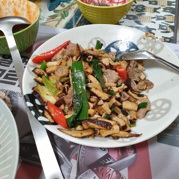 【豆干】炒肉絲🥢：Donna 一起做