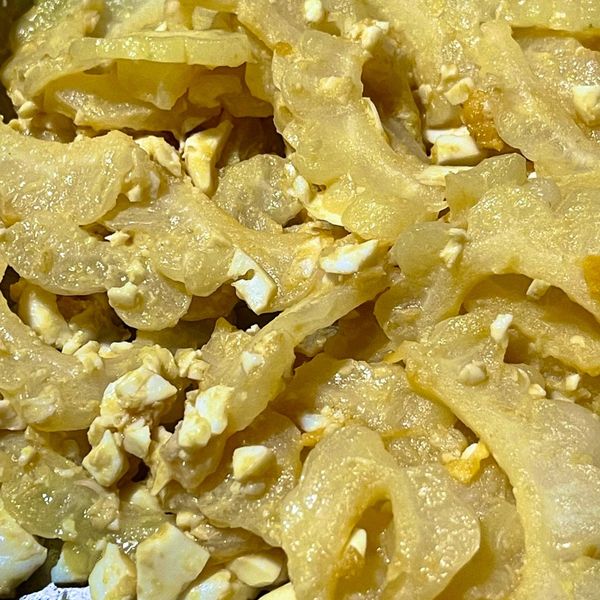 金沙苦瓜（鹹蛋苦瓜） : 小惠兒一起做