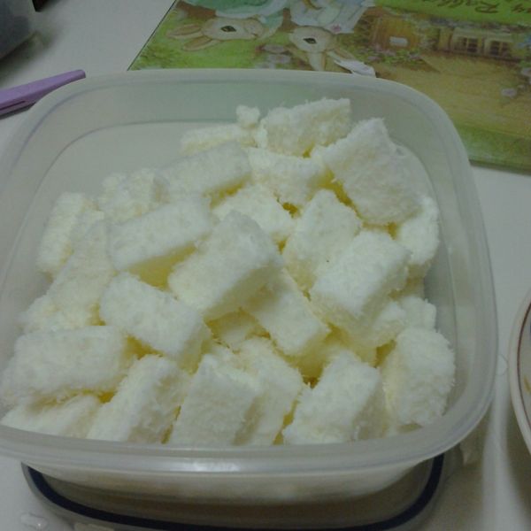 椰香鮮奶雪花糕 : Emily 一起做