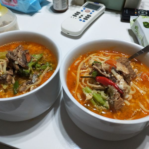 番茄靖魚罐頭魚麵 : Sharon Lin一起做