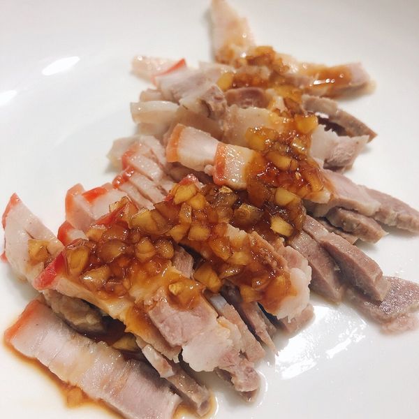 蒜泥白肉 : 給你看看我們家貓多可愛一起做