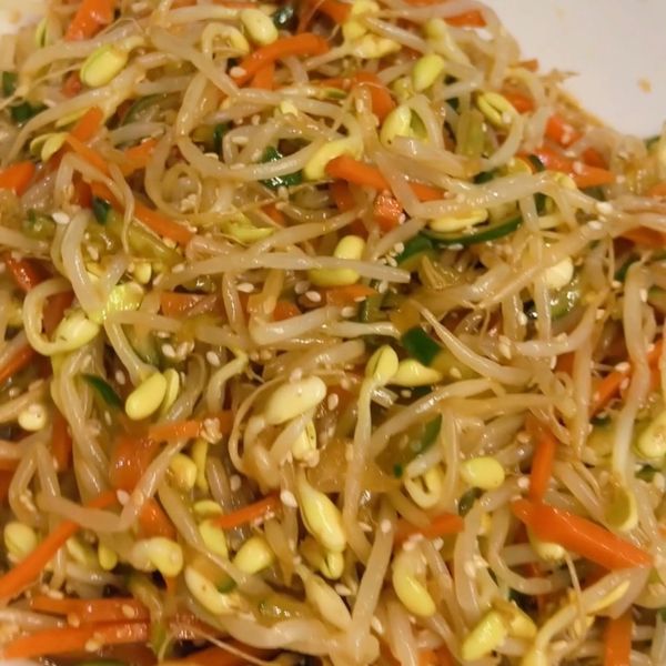 韓式涼拌黃豆芽：Abbie 一起做