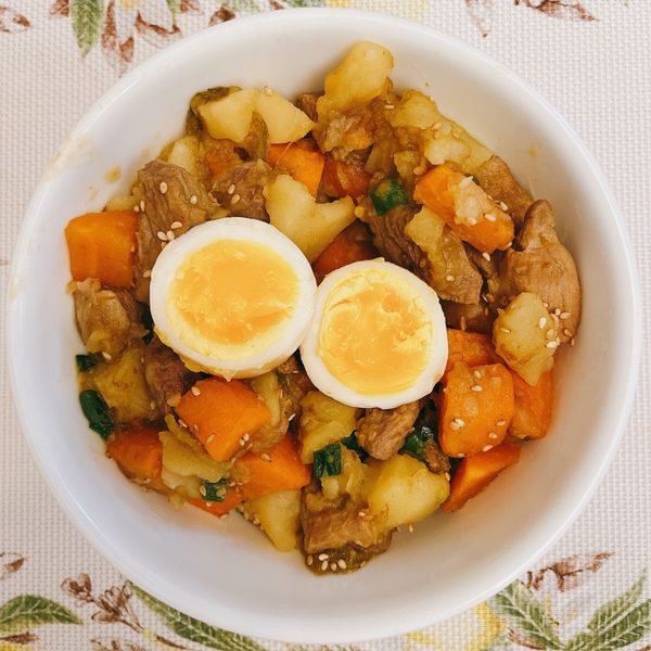 紅蘿蔔馬鈴薯燉肉 : V一起做