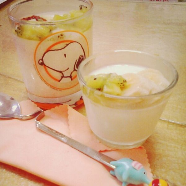 好吃的原味奶酪一次就上手! Classic Panna Cotta!!：蒟蒻媽玩廚房日誌😋 一起做