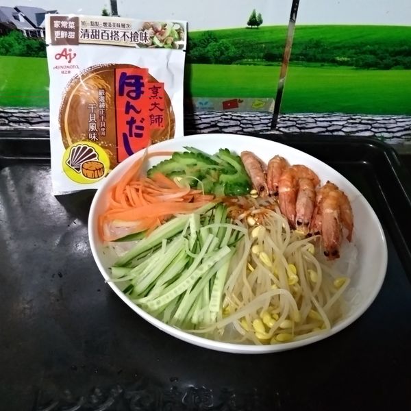 酸辣鮮蝦涼粉 : iris一起做