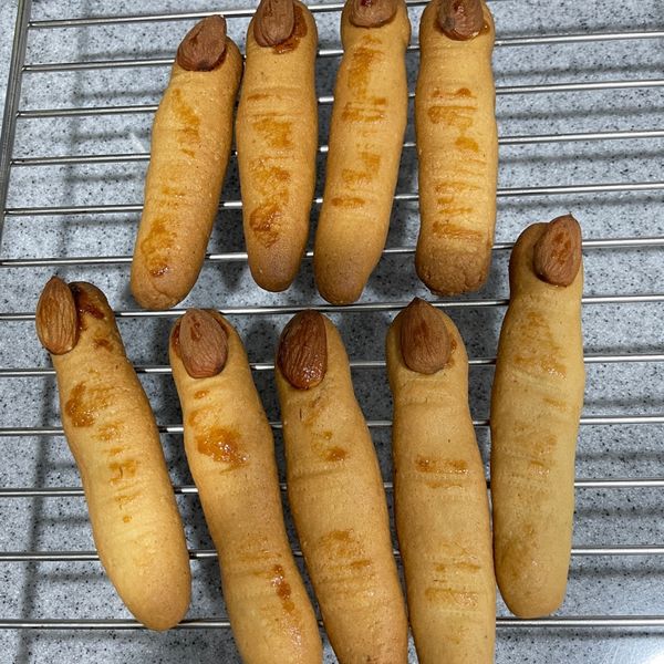 巫婆手指餅乾 : Irene Lien一起做