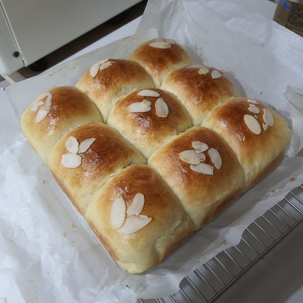 真正免揉牛奶小餐包 : 莫再愛一起做