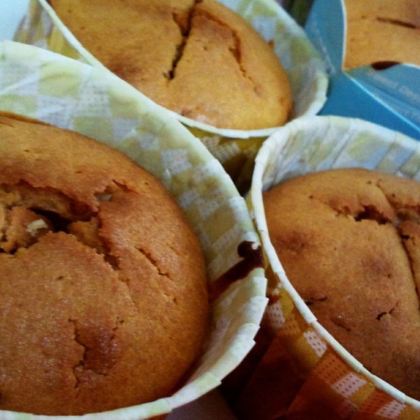 「我的廚房小心機 – 蜂蜜杯子小蛋糕」:Kuro Chang 一起做