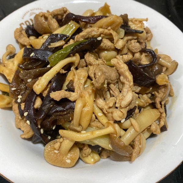 醬醋炒木耳肉 : 蕭文文一起做