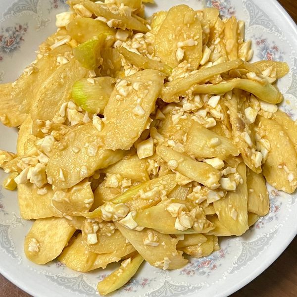 金沙茭白筍：沂靜 一起做