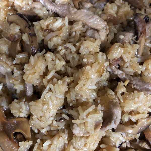 古早味香菇油飯~牛頭牌厲害電鍋 : 侯美芳一起做