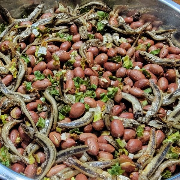 氣炸花生小魚乾～Arlink氣炸鍋 : free2move一起做