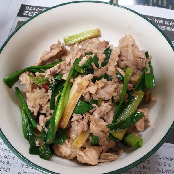 蔥爆豬肉 : Donna一起做