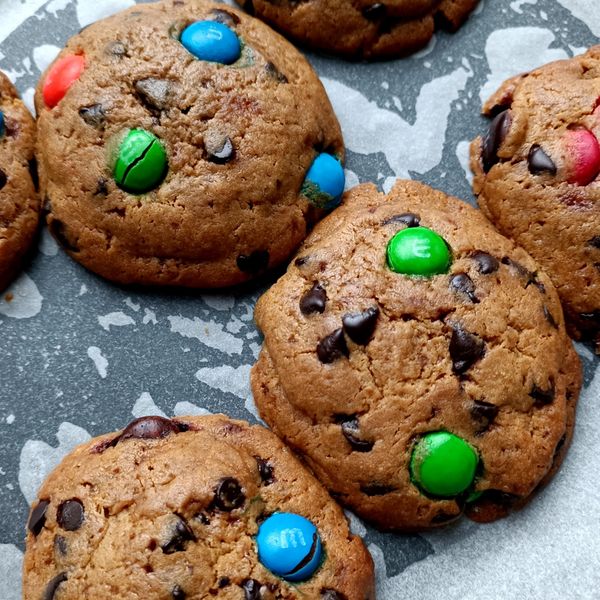 美式巧克力軟餅乾：阿倫 一起做