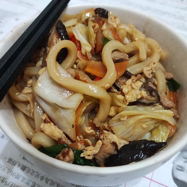 豬肉蛋炒烏龍 : 葉愛咪一起做