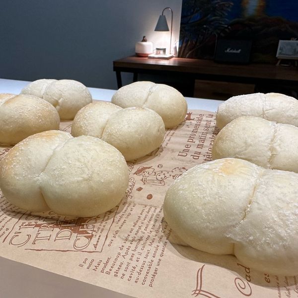 少女海蒂的白麵包 : 女子漢K哥一起做