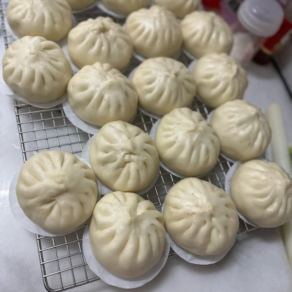 蔥燒肉包 : 胡烤瞎烤亂亂烤一起做