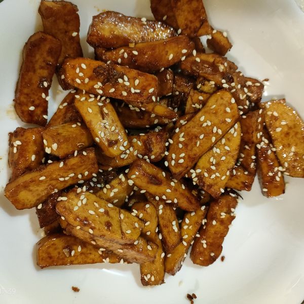 蜜汁豆干 : 草莓魚一起做